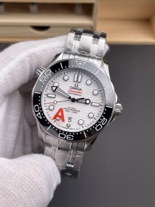 Vs 海马 白V4版42Mm8800机