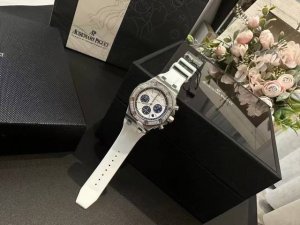 图片全套包装 Ap 爱彼爆款 26231皇家橡树离岸 王子文同款 最新爆款潮流的尖端 时尚范十足 炸街的爆款进口瑞机石英 六针多功能一体硅胶表带 超级酷的一款