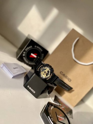 爆款 卡西欧110系列，最高版本，主要功能：抬手灯，防震防水，世界时间，倒计时，闹铃，间歇响报，全套包装一手！现货主推110系列爆款！小红书爆款男女佩戴都很帅气