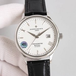 白壳 金壳 江诗丹顿传承系列腕表火爆上市！简雅大方，完美结合，让你感受优雅绅土气息！该表搭载原装进口9015超薄机芯，每小时振频28800次，性能稳定，零返修！