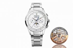 白 金 钢带100 新品 Jaeger-Lecoultre重金打造积家大师系列4138420腕表。用心之作，细节方面： ：团队历时两年多精心设计，不惜财力和精力