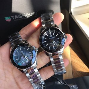 可以订做专柜查验码 批: 原盒:50 新款泰格豪雅女表，很赞！今夏最爆女装表，新款硬货，独家首发！Original Tagheuer,泰格豪雅竞潜系列女士石英表