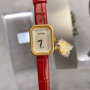 白壳 金壳 小红书首发 I Chanel Premi E Re 限量版手表 丝绒质感黑色绢丝表带，还有意大利进口小牛皮多色可选，真的很高雅精致，两款都有30米防