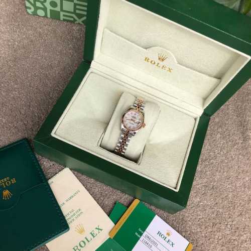 劳力士女装日志型28㎜日志系列，装瑞士原装机芯！女装日志型的蚝式表壳是坚固优雅、完美比例的典范，采用316L不锈钢来锻造不锈钢腕表表壳，具备高抗腐蚀性，这种超合