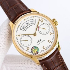 Zf 万国 Iwc 葡萄牙年历腕表精品Iw503501型号！升级细节： Zf3 1直径44毫米，跟尺寸一致！ 2独家定制版5 机芯功能同步原装 月份日历及星期显