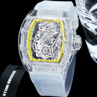 Richard Mille 理查米尔 Rm56-01 透明玻璃壳，其大胆个性的设计霸气夺目，成功笼络一众腕表爱好者的心。打造一个不拘泥于主流鑫的钟表世界。进口原
