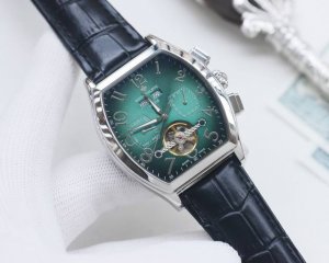 金壳+20 品牌：百达翡丽-patek philippe 类型：男士腕表 壳套：顶级版316精钢L 表带：进口小牛皮表带 机芯：全自动进口机械机芯 镜面：矿物质
