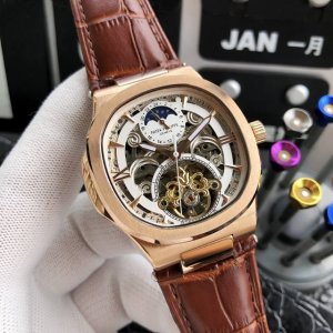 统一价 欧米茄超霸 欧米茄的灵魂 手动3861背透款 最新登月第四代超霸腕表 310.30.4 .0 2是一款经典的计时码表 尺寸和外观 腕表直径42Mm 厚度
