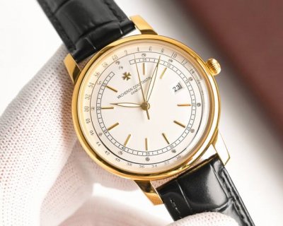白 金 Tw 2025最新热门款 江诗.丹顿Vacheron Constantin 经典之美品鉴江诗.丹顿传承系列腕表！ 1团队历时9个月精心设计，敢为人先，力