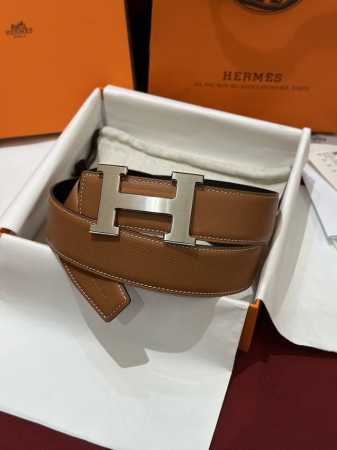 特 Herme℃愛玛士 纯手工完美顶级货 万年经典 法国Epsom皮 搭配:最新 意大利316精钢 真空精度18金 笑脸扣 百搭:男女同款 双面可用... 尺寸 - 点击图像关闭