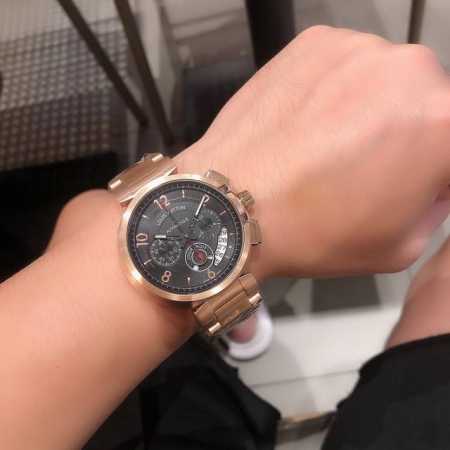 Lv Lv 路易威登Tambour Evolution 计时码表款式特点：显粗犷、阳刚机芯：进口跑秒石英机芯尺寸：43Mm 厚度：16Mm这款计时码表特别精心设 - 点击图像关闭