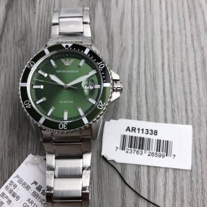 Emporio Armani／阿玛尼 型号：Ar11340 机芯种类： 种类：男表 表盘形状：圆形 表扣：双按蝴蝶扣 表壳：316L精钢 表带：316L精钢 尺