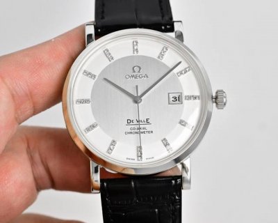 统一价： 2025 新款欧米茄蝶飞系列 Omega Aqua Terra 150米腕表 直径41，顶级机械男表 细节处突破完美的最高版本 蓝宝石镜面，进口头层牛