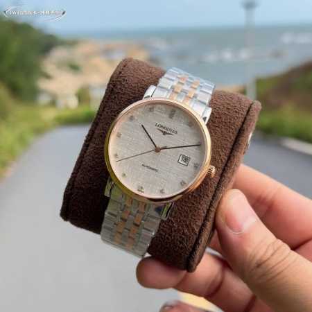 钢带+20金+20 Tw出品，J5版本。浪琴-博雅情侣系列 腕表男尺寸39.5X11Mm。女尺寸32×10Mm。纤薄的圆弧型壳套 防水可达120米 ，壳侧身细腻 - 点击图像关闭
