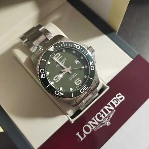 浪琴Longines 康卡斯潜水系列 浪琴绿水鬼 男士腕表 陶瓷表圈抗划耐磨 搭载全自动机械机芯 蓝宝石玻璃+超强夜光 表径43Mm 旋入式把头 双折式安全表扣