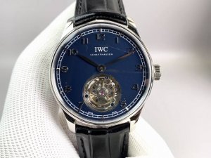 葡萄牙系列 真陀飞轮腕表Portugieser Hand-Wound Tourbillon恒定动力手动上链 陀飞轮腕表 真正的 陀飞轮！！！将葡萄牙系列历久弥新