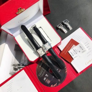 原单品质 卡地亚经典坦克系列女士腕表 尺寸大号3327 小号3124 市场最高版本 原版开模顶级品质 搭载原装瑞士机芯 支持拆机查验 真正做到由内到外原单品质