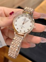 欧米伽经典款石英手表，进口石英机芯，方便佩戴，简洁大方，独家实拍