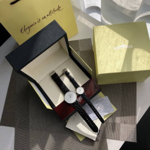 浪琴-Longines嘉岚系列 ，瑞士石英 超薄型情侣对表 ，天然贝母表盘，316L精钢壳套 蓝宝石水晶镜面 防水 经典时尚 ，男款直径40Mm，女款直径24.