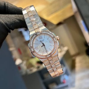 萧邦alpineeagle雪山傲翼系列如炬目光 比拟暗夜星芒 于山川湖海间 洞见绅士愿景与磅礴未来 女装瑞士石英 尺寸36Mm 316精钢 镀铑秒针的配重形状像