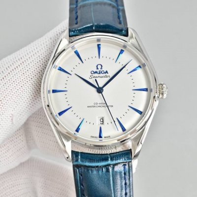 Vs出品 推出一款特别系列都市版腕表瑞士精品店独家限量。团队耗时12个月打造完毕 新款腕表限量1,291枚 纪念瑞士联邦诞生的年份 ，表壳侧面均镌刻专属限量编号