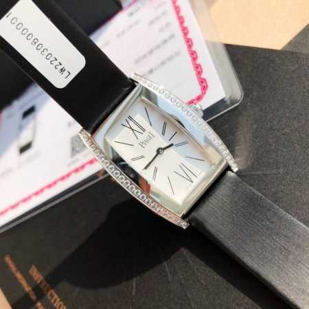 狠货来袭 大名鼎鼎的伯爵石英女款，十大名表之一，型号Goa33091，完美原装复制1:1，奔驰宝马的档次，白菜的价格P，水桶形的表壳别具一格，独特的绢布表带搭配 - 点击图像关闭