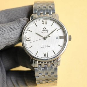 品牌 欧米茄 三针新品 商务休闲 奢华大气类型 精致男士腕表 新品 表带 真牛皮表带 舒适 361精钢表带 耐用 机芯:进口西铁城机芯 材料 蓝宝石防刮镜面 高