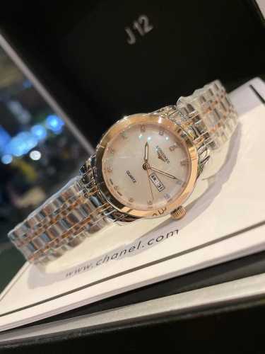 白 金 钻30 浪琴 Longines 索依米亚情侣对表系列 原装进口日本石英机芯 316L精钢表壳 钢化镜面 传统三针设计 3字位日历星期显示 原装蝴蝶扣 尺