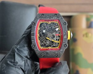 Richard Mille 理查米尔 Rm67-02 男士系列超薄一体机芯，原装数据 12点发条轮超大动能储存，六点位原装摆陀 自动上弦腕表，酒桶表壳以Rich