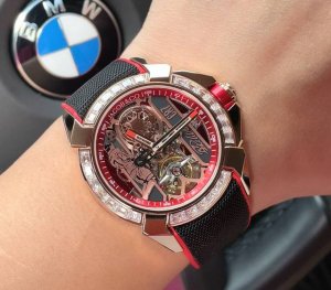 白壳1500玫壳2020钻50 tw新品首发Jacob & Co 捷克豹Xcr7 c罗Cr7联名定制限量版捷克豹Tw独家首发打造最强1:1完美复刻，参数与正品同