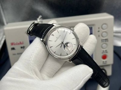 Zf Factory2025墙裂推荐 升级版来袭 市场最高版本 积家月相大师携手超薄一体机芯限时返场！ 1直径39Mm同步原装，流线型精钢表壳保驾护航，左右侧面
