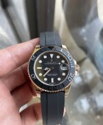 劳力士－Rolex Ym游艇系列－机械腕表 顶级进口机 316L精钢壳－防指纹陶瓷圈 舒适橡胶表带 原装保险扣 蓝宝石玻璃 超强防水 直径40Mm 厚度12Mm