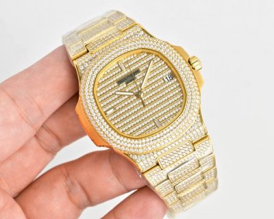 pdf Factory 满天星来袭！ 百达翡丽patek philippe Nautilus 5719系列顶配满钻腕表 尺寸：40Mmx8.7Mm 机芯：独家定