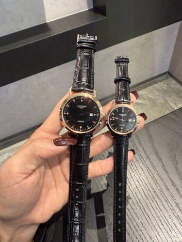 白 金 新款浪琴-Longines 精品情侣腕表 经典三针设计 尊贵大气 绅士风范 卓越品质 热卖全城 采用进口石英机芯 顶级316精钢表壳 进口小牛皮表带 矿