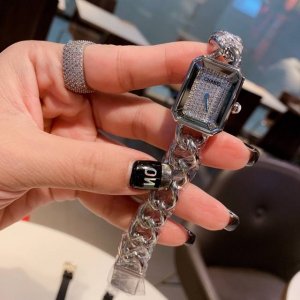 premi Re Chane腕表 beige米色白色 玫瑰金 金色 满钻表盘 21X26表壳身 搭配金属质感牛仔连