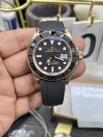 Vs劳力士玫瑰金游艇 40Mm 全自动机械