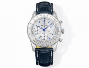 Bls出品：百年灵 全新航空计时腕表Rw2 Navitimer 问世70周年，百年灵以大胆色彩焕新演绎经典腕表。尺寸43Mm，迭代款无疑是地道的航空计时腕表，带