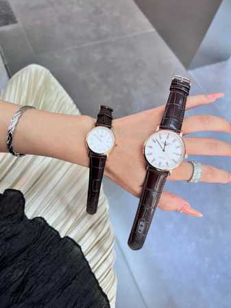 白壳 玫 钢带加20 实物拍摄 品牌： 浪琴-Longines 类型：情侣对表 表壳：316精钢 做工优质 表带：进口小牛皮 316精钢 两种可选 机芯：进口石 - 点击图像关闭