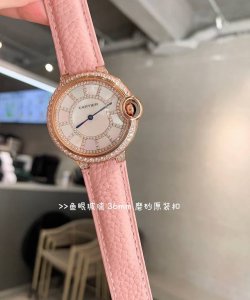 白360金490 卡地亚/36Mm 瑞机 鱼眼玻璃 磨砂扣 匠心之作卡地亚蓝气球，精致36Mm石英腕表，传统三针设计 星空运转 时间流淌 特殊工艺镶钻，个性 完