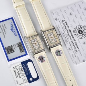 白 金 钻202022新款首发 浪琴-Longines 黛绰维纳系列 三码合一 漆绘罗马数字及时标 蓝钢指针 高端配置 搭配精准石英机芯 拱形镀膜玻璃 316精