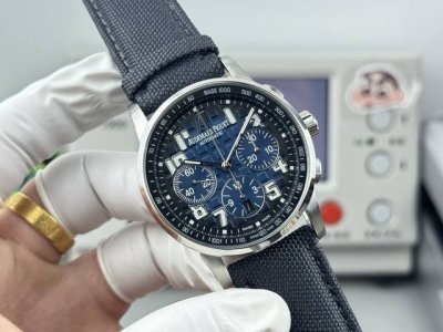 白 -金 Ap皇家橡树26048离岸型41爱计时机械腕表 1.壳套按照原装开模多道工序顶级处理 2.一体字面立体工整的盘面“饼干纹理”和原装一模一样 3:316