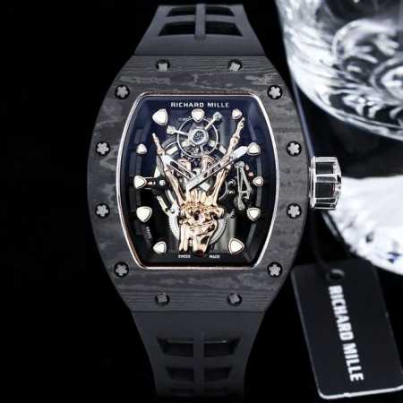 2024最新爆款 机械款金手指 Richard Mille 理查米尔 Rm66 最新款的镂空的腕表表盘融入被称为“恶魔角〞的金属礼手势，象征着亲情与包容，同时又 - 点击图像关闭