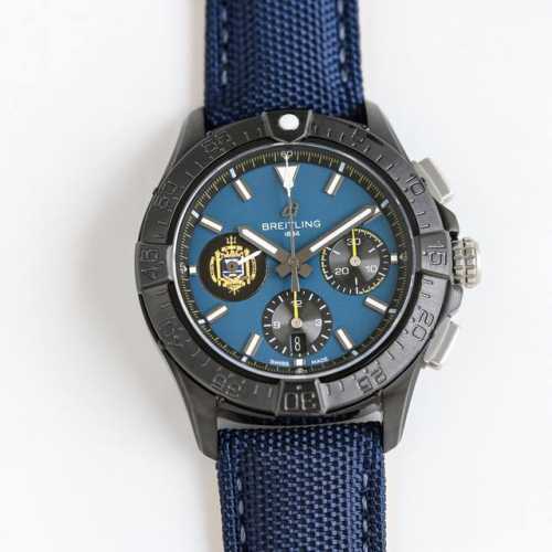 百年灵 Breitling Bn5 复仇者系列，重磅来袭！ 1这款复杂多功能计时腕表，有日历，计时功能等，盘面凌厉，读时清晰。款款让人爱不释手！ 2表壳采用精钢
