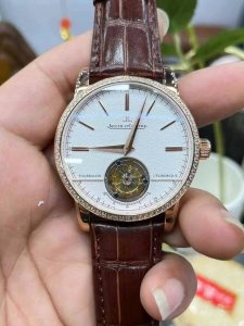 少量来货 Jaeger-Lecoultre积家大师系列508 :Master Uitra Tourbiiion 陀飞轮具有优雅的外观 982机械机芯的律动之美