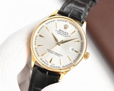 新品特推劳力士Rolex 实拍图 商务系列，全表采用316L精钢，高档大气！316L精钢打造完美多边形弧度表壳！搭配进口蓝宝石玻璃，意大利防水皮带，原装针扣！！