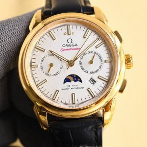 白壳 金玫壳 欧米茄 Omega 复杂系列六针男表爆款 多功能腕表！ 1搭载原装进口9100星期月份月相动能功能机芯机械表！ 2表盘上采用经典独家内影灯砖作为刻