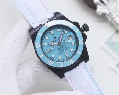 尊享价： 西铁城100 新品 劳力士Rolexblaken蒂芙尼水鬼系列，顶级玩物毒货，不喜欢撞款街表水鬼的你，他绝对是你的知音。用劳力士最经典的潜航系列水鬼作