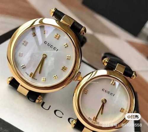 金壳 古驰小黑金表 原单品质、值得信赖 爆款古驰gucci、巴塞尔钟表展新宠，全新设计！字面：天然贝母面，机芯：瑞士石英，表带：进口牛皮 316精钢 ，尺寸：2