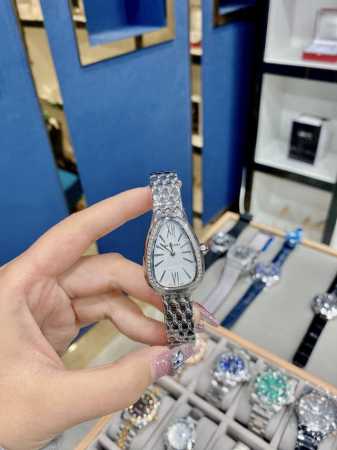 全热封压胶 区别市面半热封 内胆80礼盒10 颜色 灰白色 Tnf北面1 冲锋衣 自拍细节展示- 尺码 Xs S M L Xl Xxl 产品细节特性 1 防水为 - 点击图像关闭