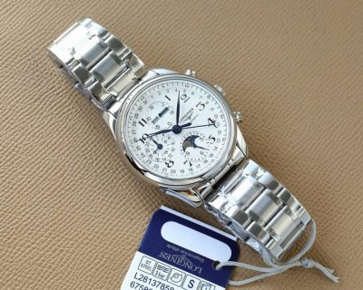 V7版名匠系列八针月相 销量神奇升级版本浪琴-名匠8针月相40Mm，浪琴名匠系列八针月相，316精钢表壳表链，月相盘跟跟原装一摸一样，内置进口自动机械机芯改原装